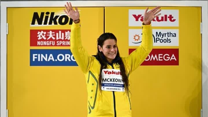 السباحة الأسترالية كايلي ماكيون تحطم رقما عالميا