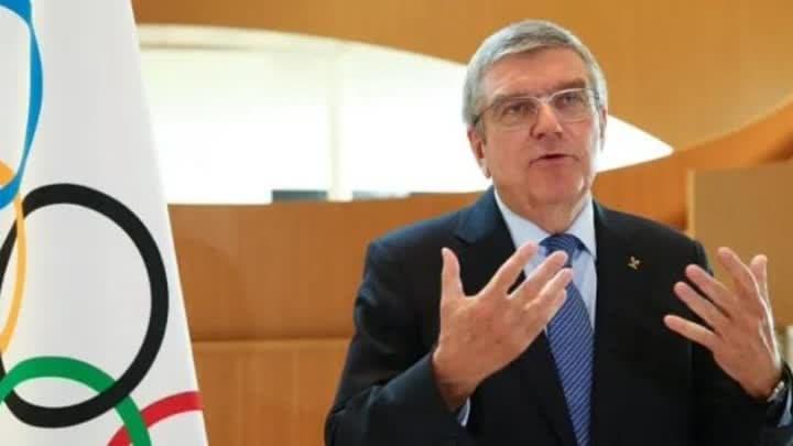 باخ يناقش وضع الاتحاد الدولي للملاكمة