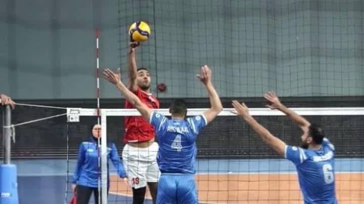 الأهلي يعبر سموحة إلى نهائي دوري رجال الطائرة