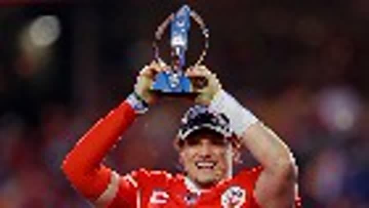 ماهومس يوافق على تمديد عقده بقيمة ضخمة