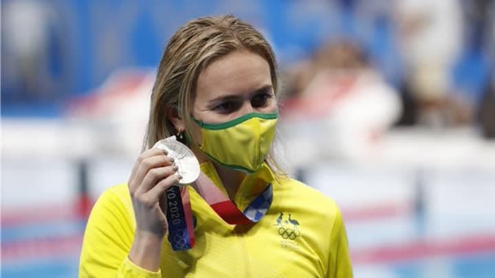 تيتموس تحطم الرقم القياسي لليديكي في سباق 400 متر سباحة حرة