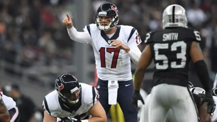 بالصور: ليلة تاريخية لكرة القدم الأمريكية أمام 76 ألف متفرج بالمكسيك