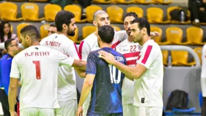 طائرة الزمالك تصارع مولودية بوسالم التونسي على لقب إفريقيا