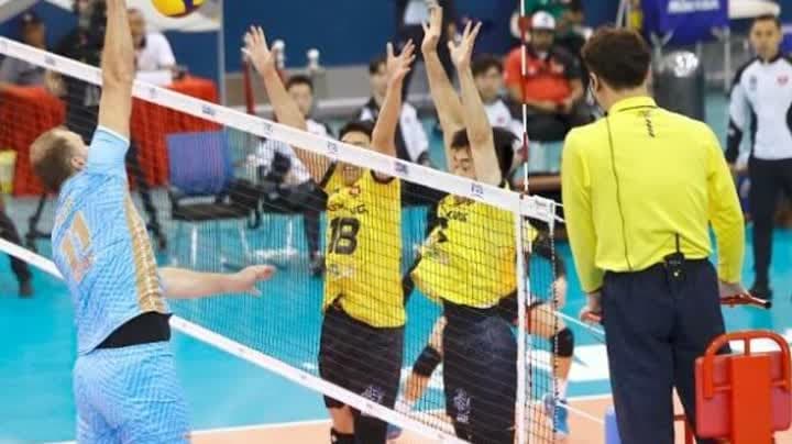 الشرطة القطري يتأهل لربع نهائي البطولة الآسيوية للطائرة