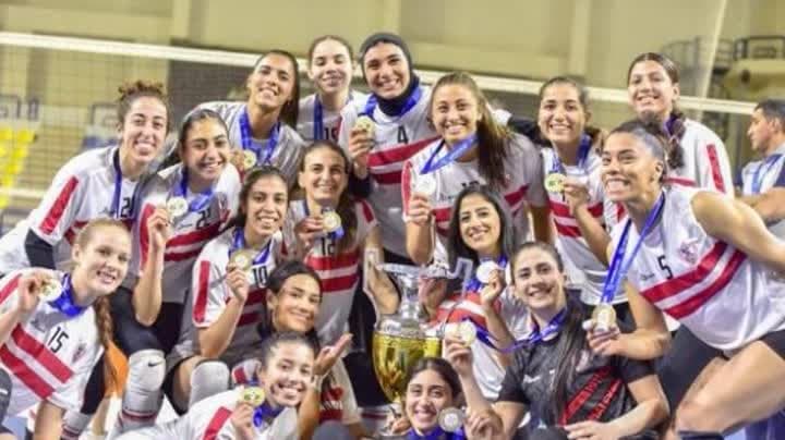 الأهلي يكتوي بنار نجماته السابقات