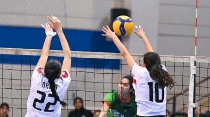 طائرة الزمالك تعبر سبورتنج إلى نصف نهائي كأس السيدات