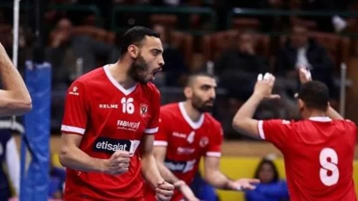 الأهلي يقترب من نصف نهائي دوري الطائرة