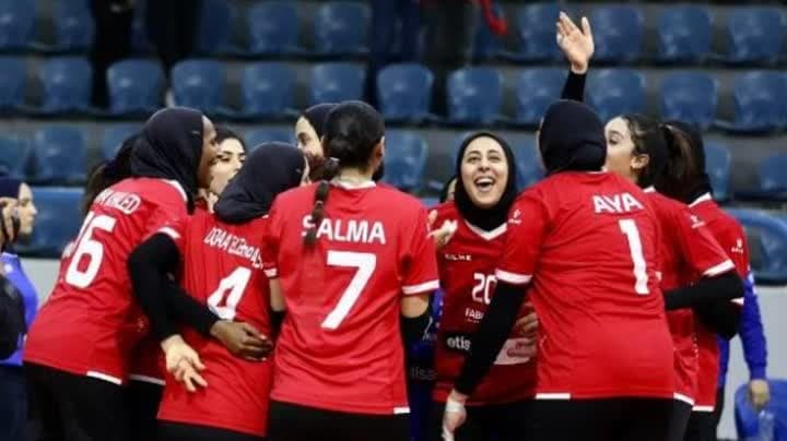 الأهلي يلحق بالزمالك في نصف نهائي كأس مصر لسيدات الطائرة