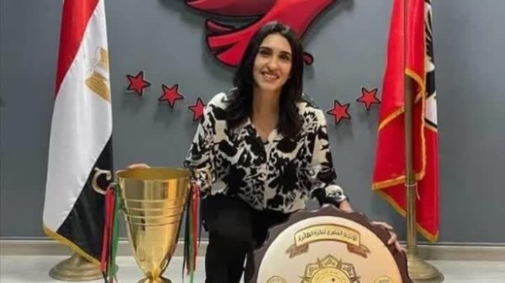 قائدة طائرة الأهلي تعلن اعتزالها