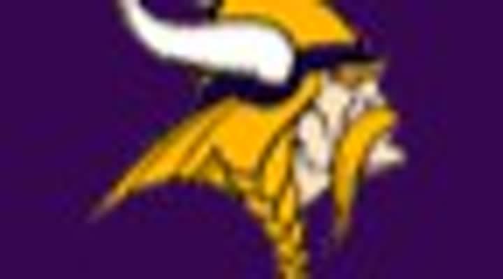 فايكينجز يستغني عن لاعبه موس بعد شهر واحد من التعاقد معه