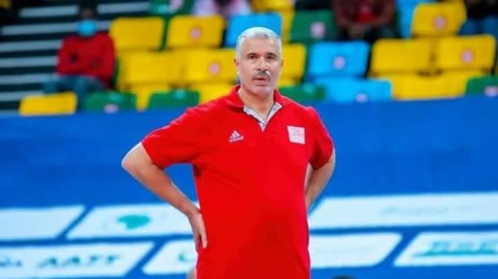 المصري اللقاني مديرا فنيا لطائرة الخليج