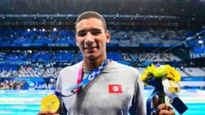 تهنئة خاصة للبطل التونسي الحفناوي بسبب تفوقه الدراسي