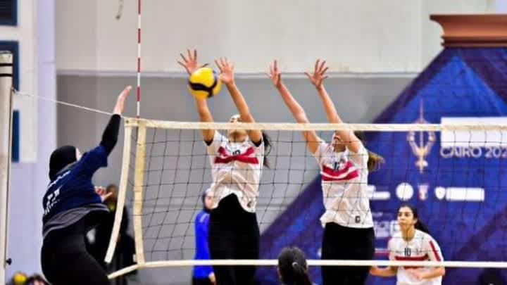 الزمالك يقهرن الزهور 