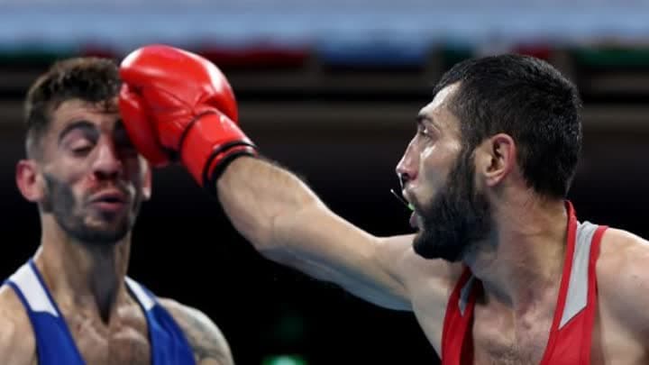 الاوزبكي زويروف يفتتح الدفاع عن لقبه