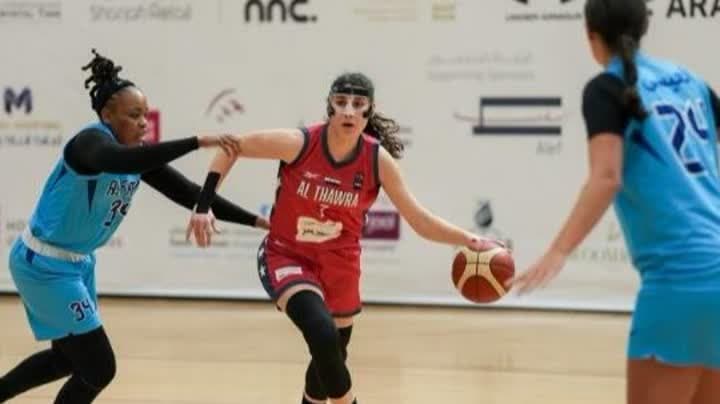 نادي سيدات: الثورة