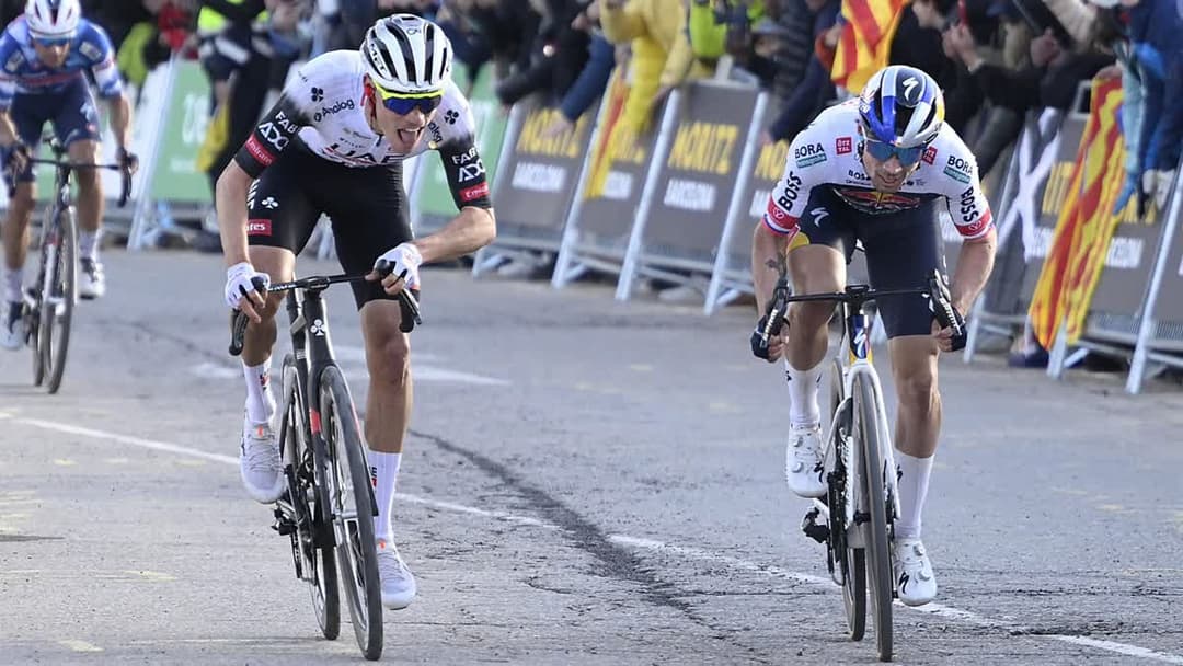 أيوسو يتصدر فولتا أ كاتالونيا