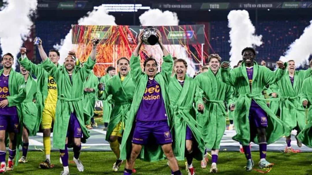 جو أهيد إيجلز