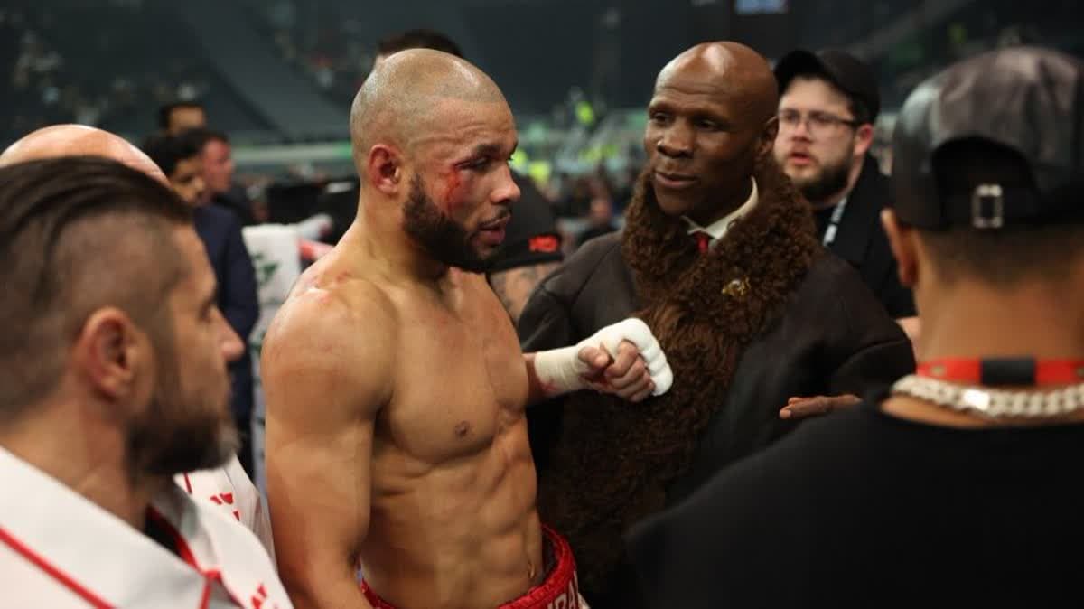  يوباند الأب بجانب ابنه في توتنهام 