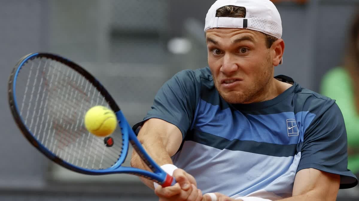 درابر يتغلب على بول ليصل إلى دور الثمانية في بطولة مدريد المفتوحة