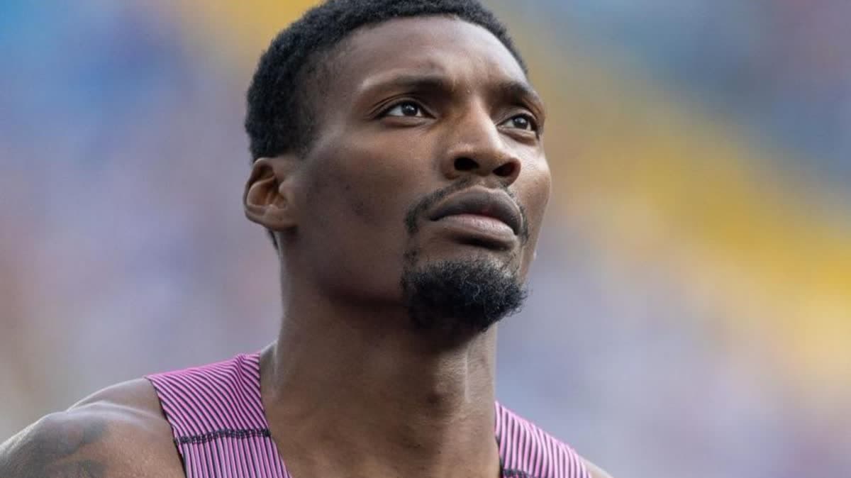 فاز فريد كيرلي بلقب بطولة العالم لسباق 100 متر في عام 2022