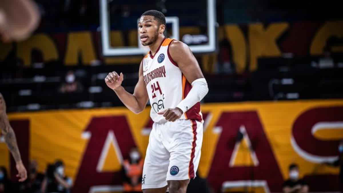 كيري بلاكشير جونيور