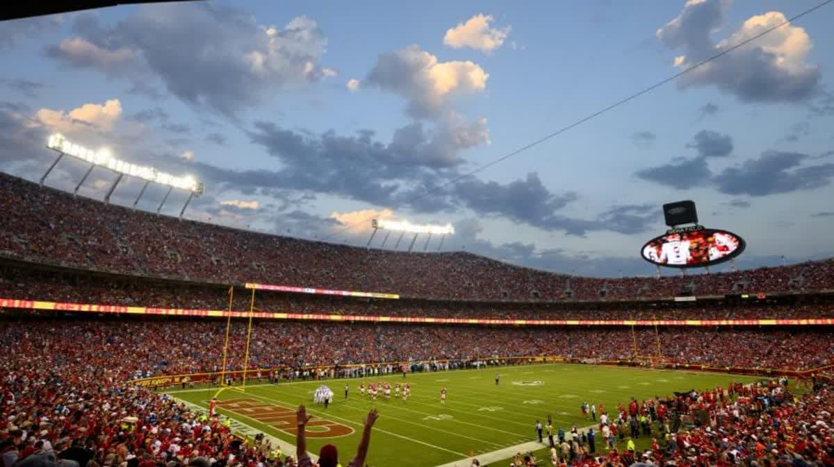 ملعب كانساس