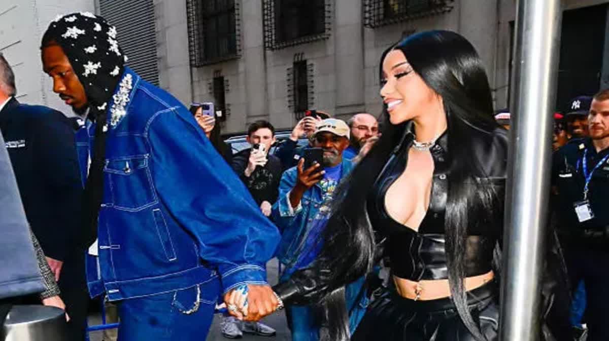 كاردي بي وستيفون ديغز