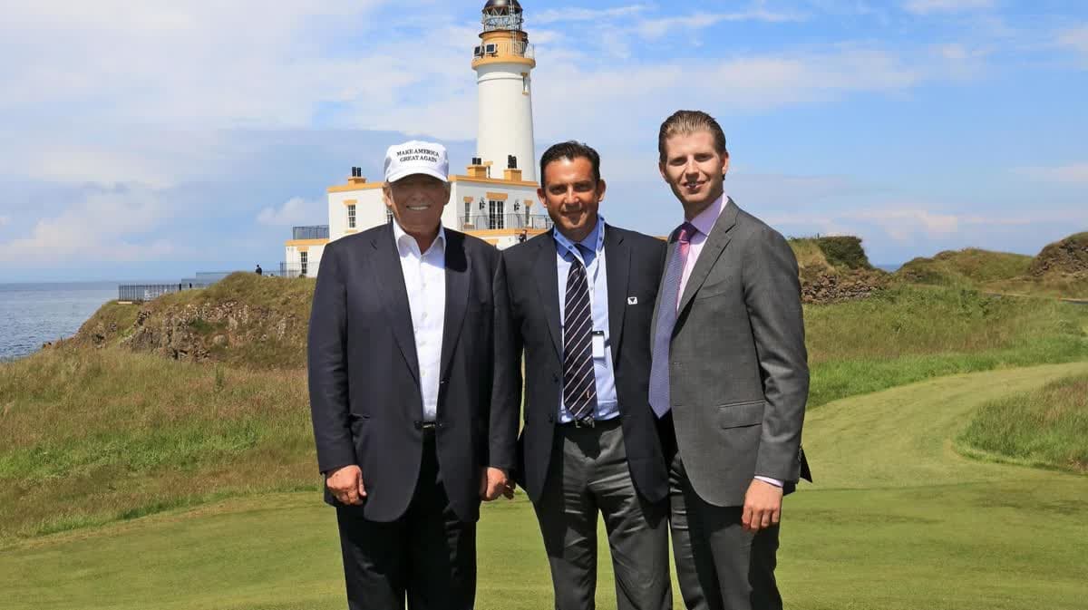 من  إعادة افتتاح ملعب أيلسا في تيرنبيري في عام 2016 