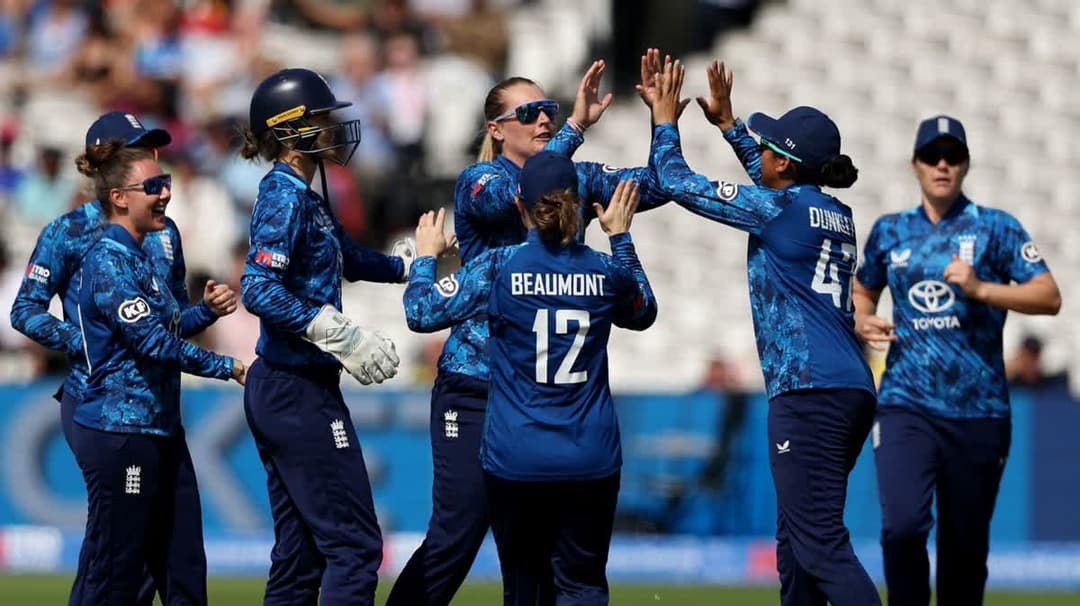 منتخب انجلترا للسيدات بالكريكيت