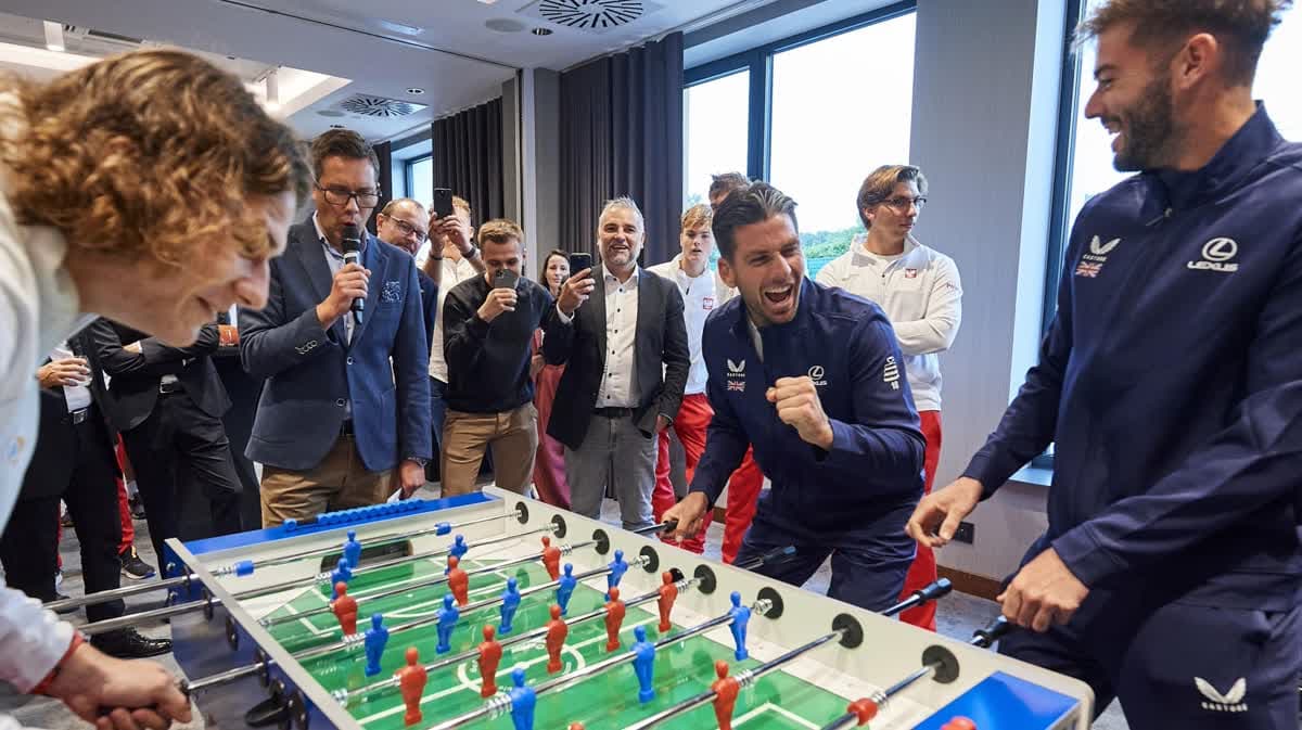 كاميرون نوري وجاكوب فيرنلي