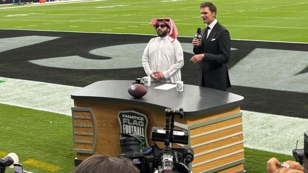 توم برادي وتركي آل الشيخ