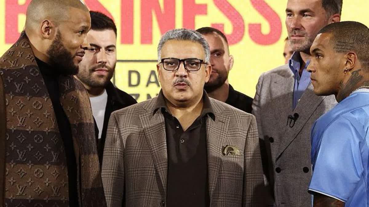  كريس يوبانك جونيور وكونور بين