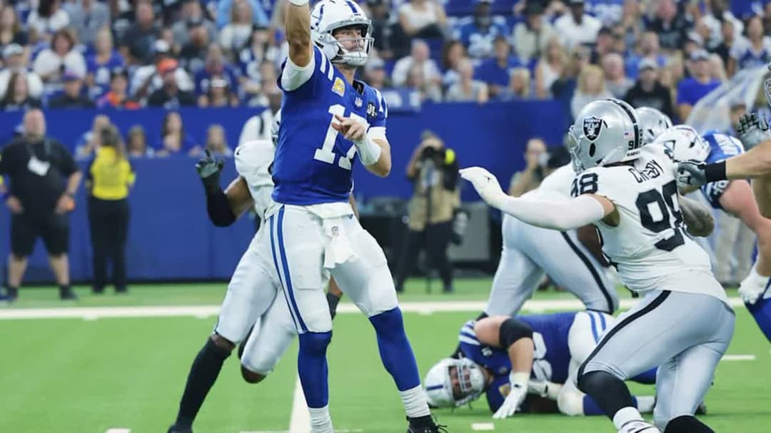 دانييل جونز