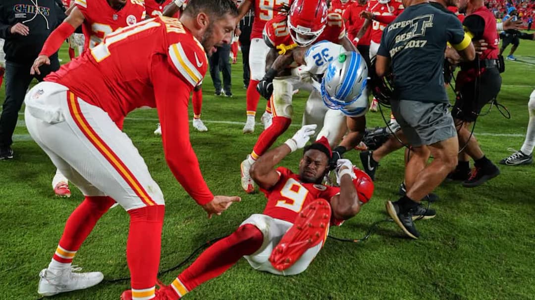 ضربة براين برانش لجوجو سميث-شوستر