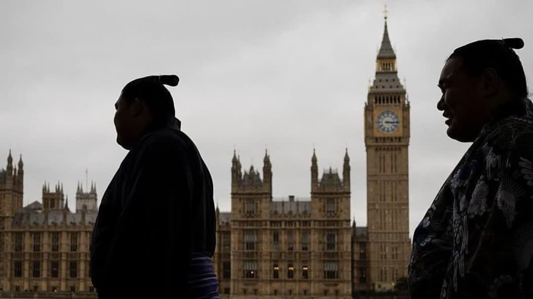 كيف سحرت خمسة أيام من السومو بريطانيا؟