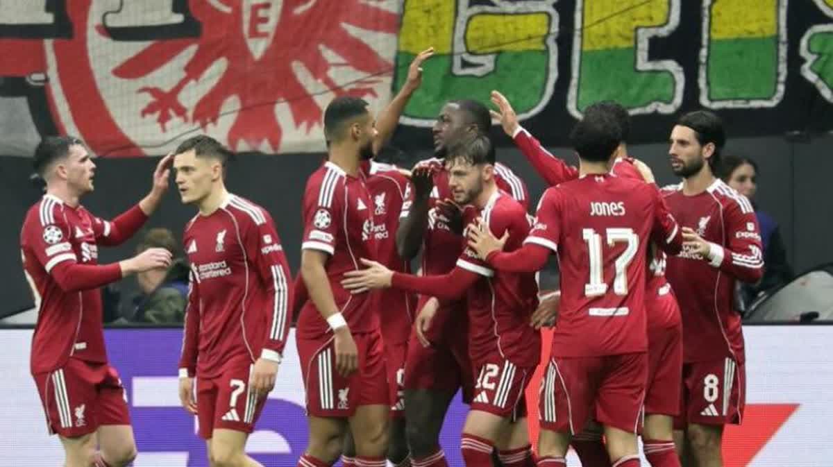 لاعبو ليفربول