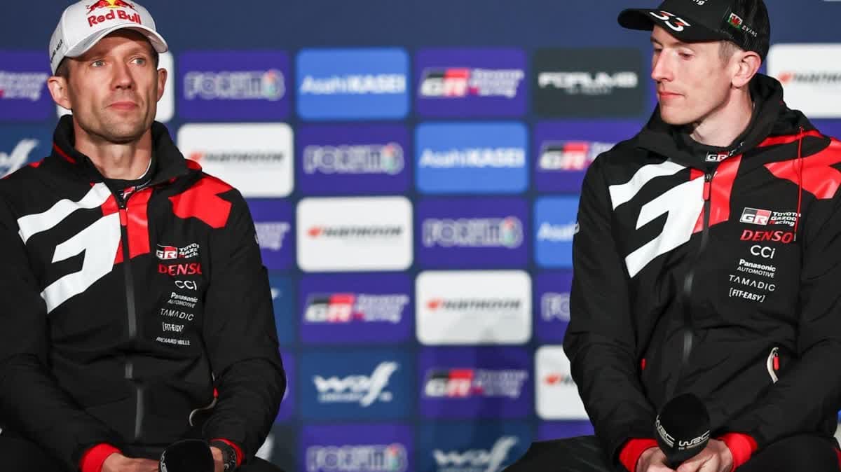 أوجييه يقلص صدارة إيفانز