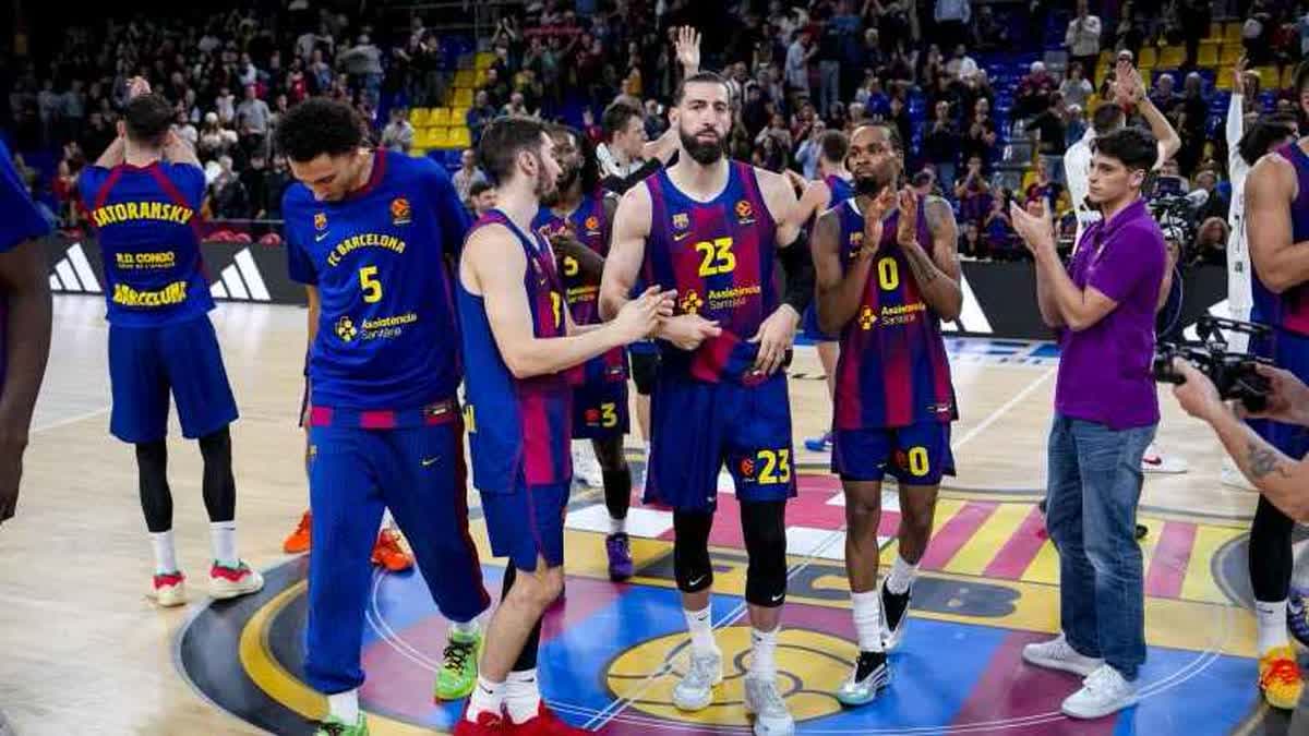 لاعبو برشلونة