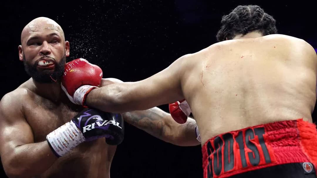 كلارك وتي كي في 