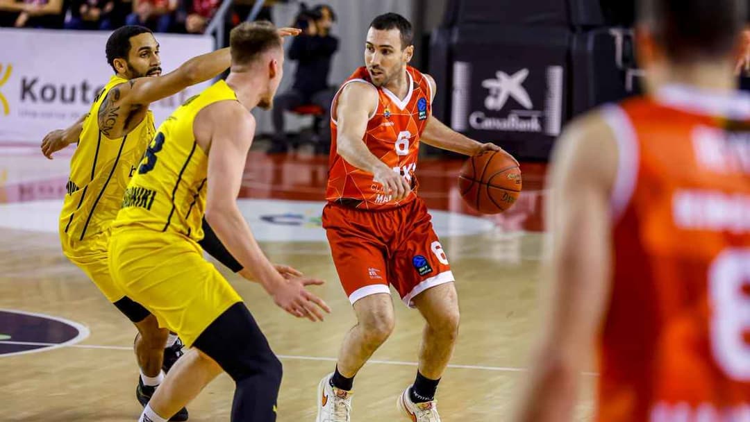 فيران باساس