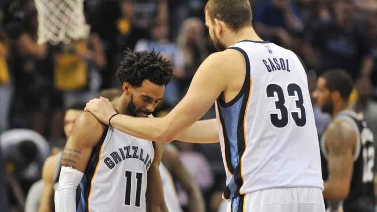 كونلي ومارك غاسول