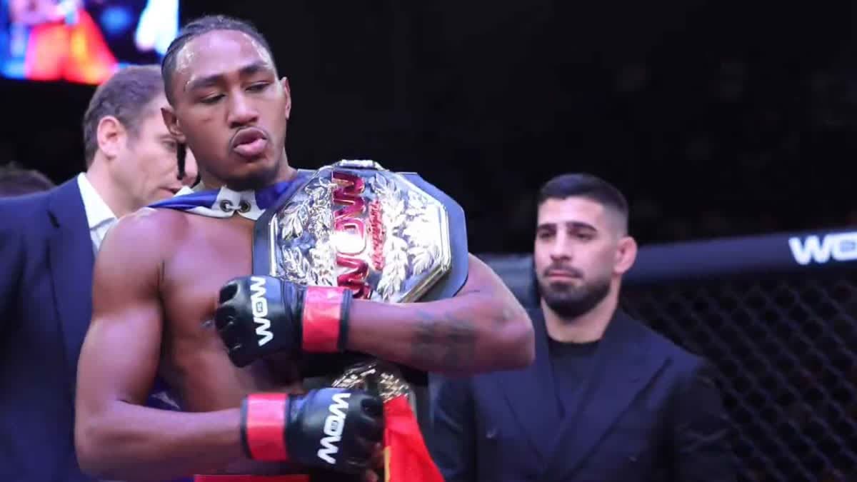 براين هوي، مع إيليا توبوريا