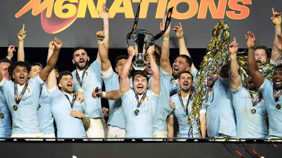 فرنسا تفوز بلقب البطولة