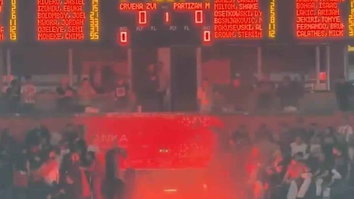 شعلات داخل جناح النجمة الحمراء