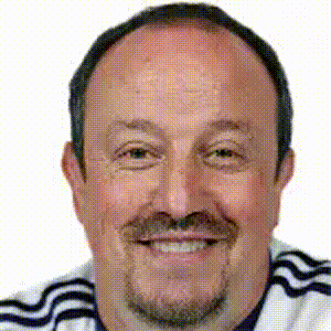 رافاييل بينيتيز : يوجد امل لعودة سيسيه قبل نهاية الموسم....