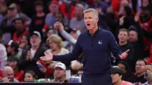 مدرب ووريورز