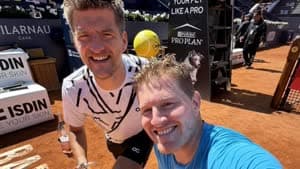 أريندز وجونسون