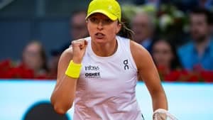 ايجا سواتيك