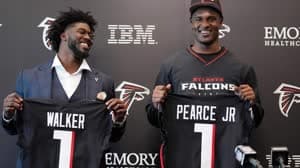 جالون ووكر وجيمس بيرس جونيور