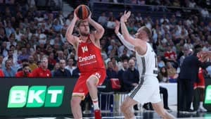 ساشا فيزنكوف